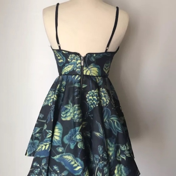 🛍Silence + Noise Dress Floral Green Sz 4 Organza - Picture 4 of 7